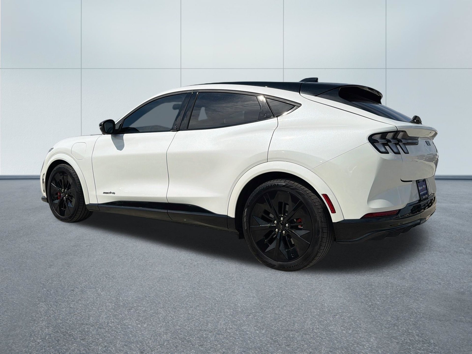 Certified 2025 Ford Mustang Mach-E GT AWD/4WD image 9