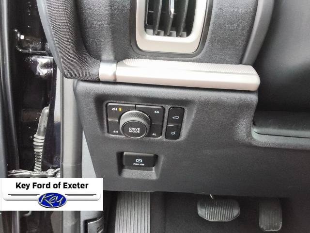 Certified 2025 Ford Expedition Active AWD/4WD image 35