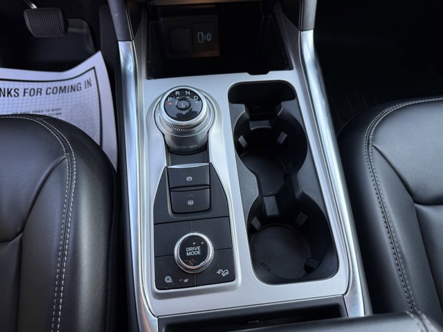 Certified 2022 Ford Explorer XLT w/ Equipment Group 202A AWD/4WD image 14