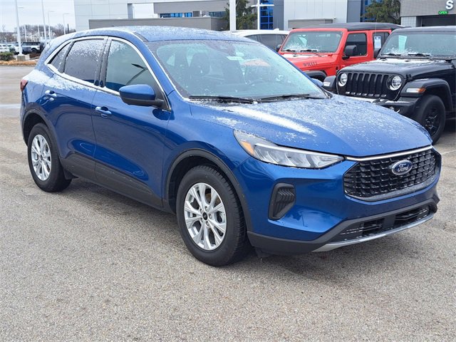 Certified 2023 Ford Escape Active w/ Tech Pack #2 image 7