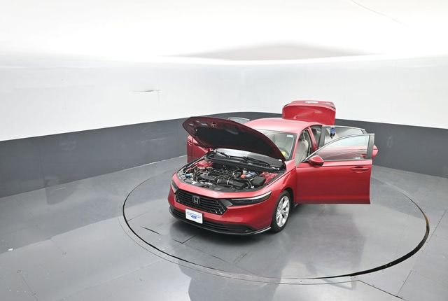 Used 2023 Honda Accord LX image 33