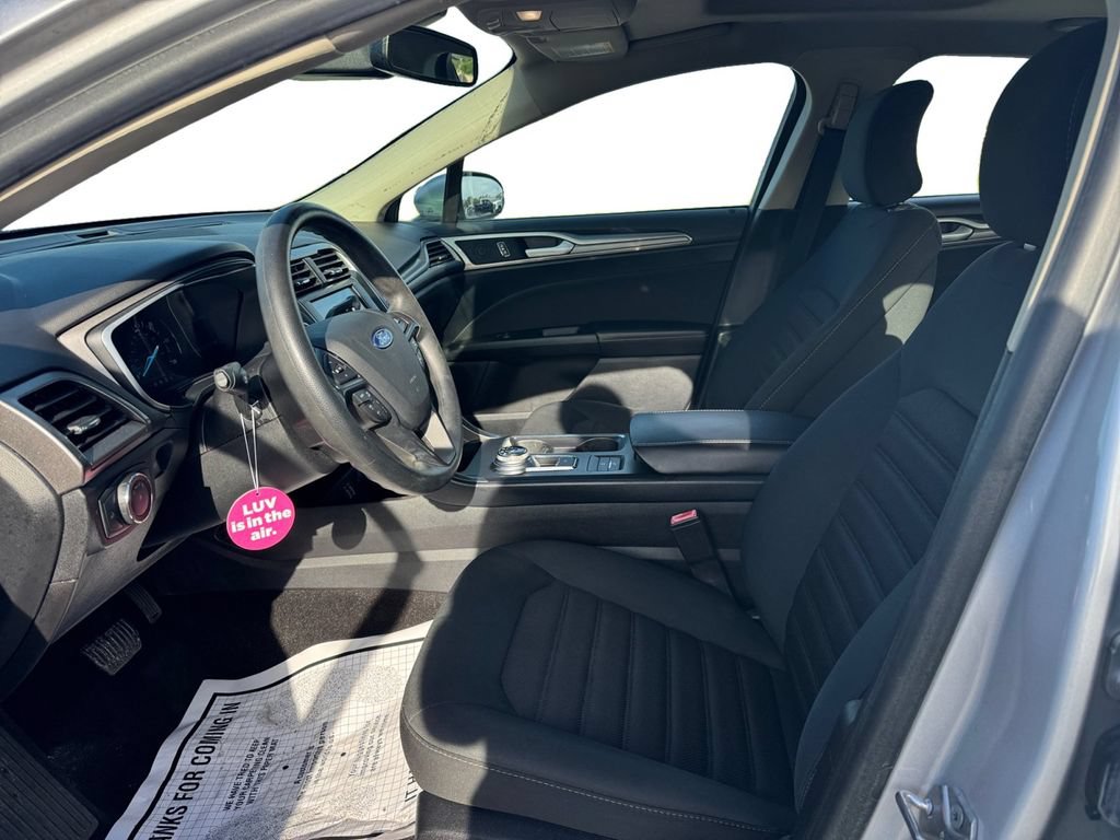 Certified 2019 Ford Fusion SE FWD image 9