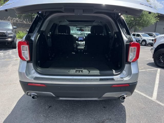 Certified 2024 Ford Explorer XLT w/ Equipment Group 202A AWD/4WD image 13