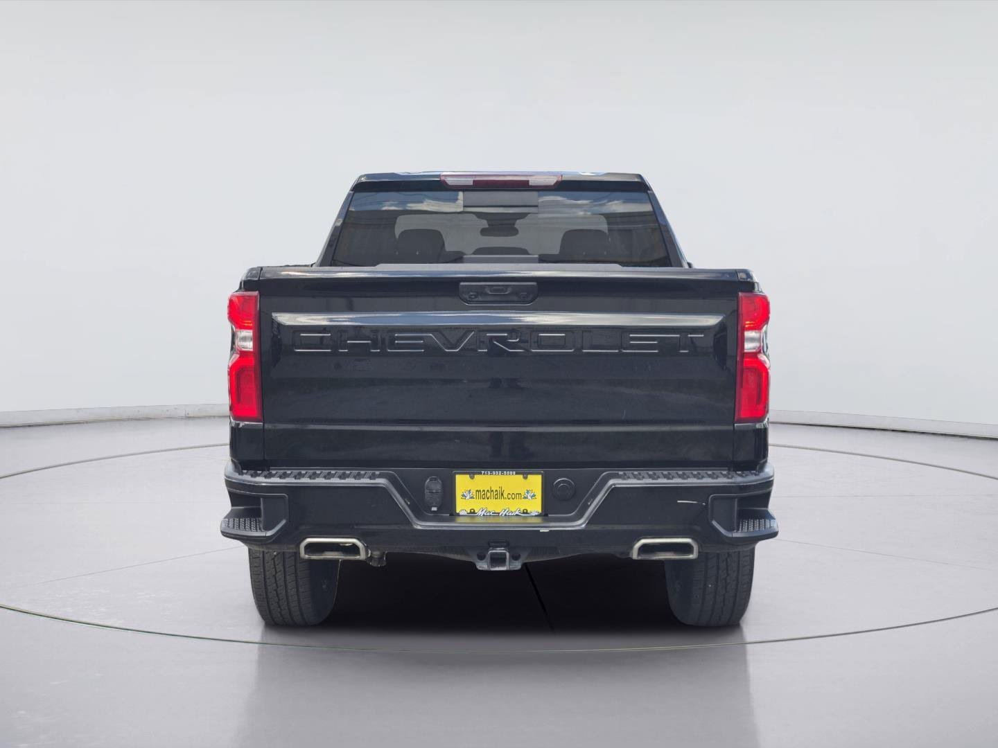 Used 2024 Chevrolet Silverado 1500 LT Trail Boss w/ Convenience Package II AWD/4WD image 7