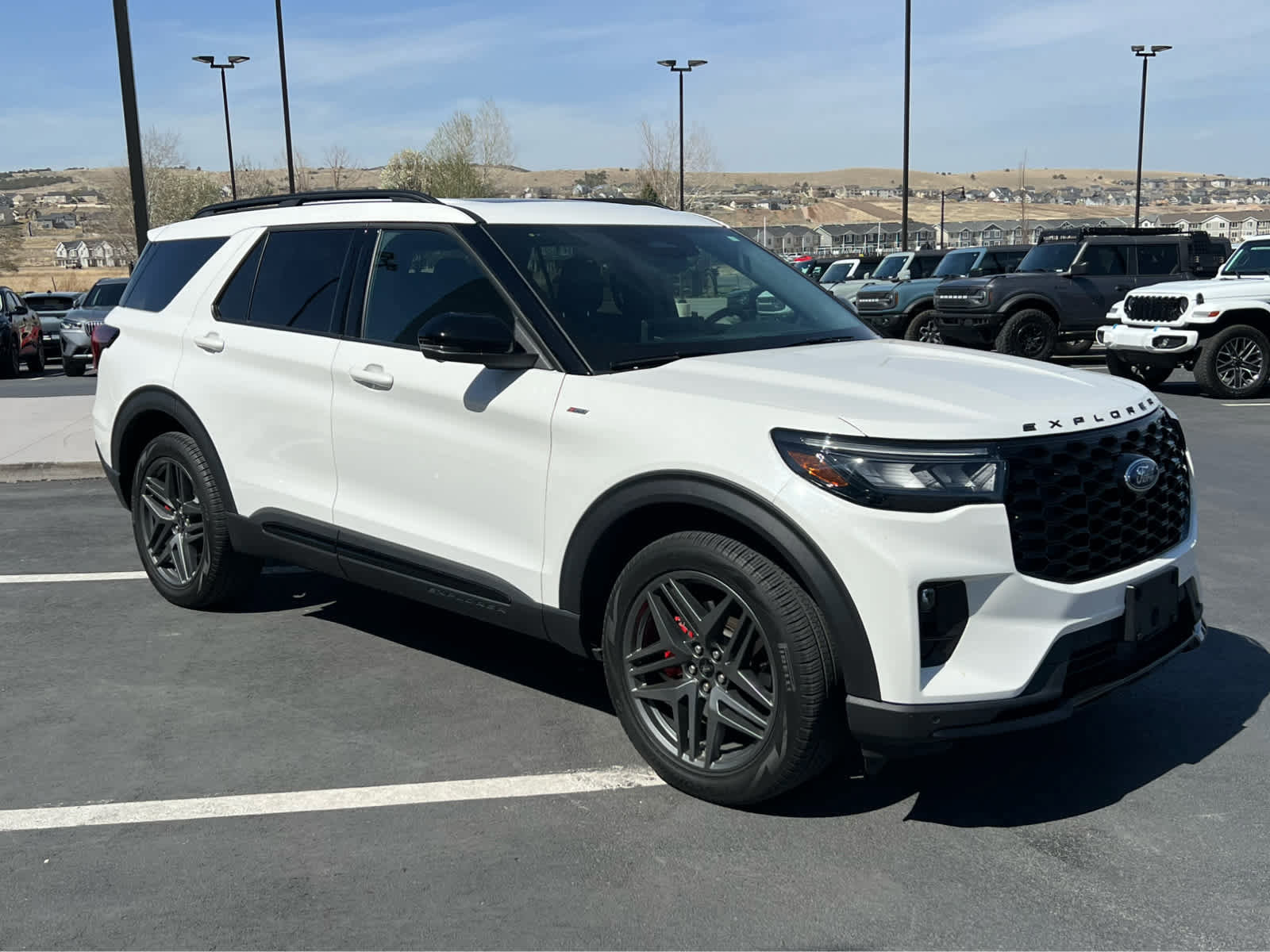 Certified 2025 Ford Explorer ST-Line w/ Premium Package AWD/4WD image 11