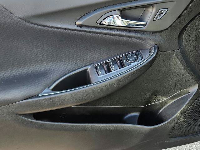 Used 2022 Chevrolet Malibu LT FWD image 17