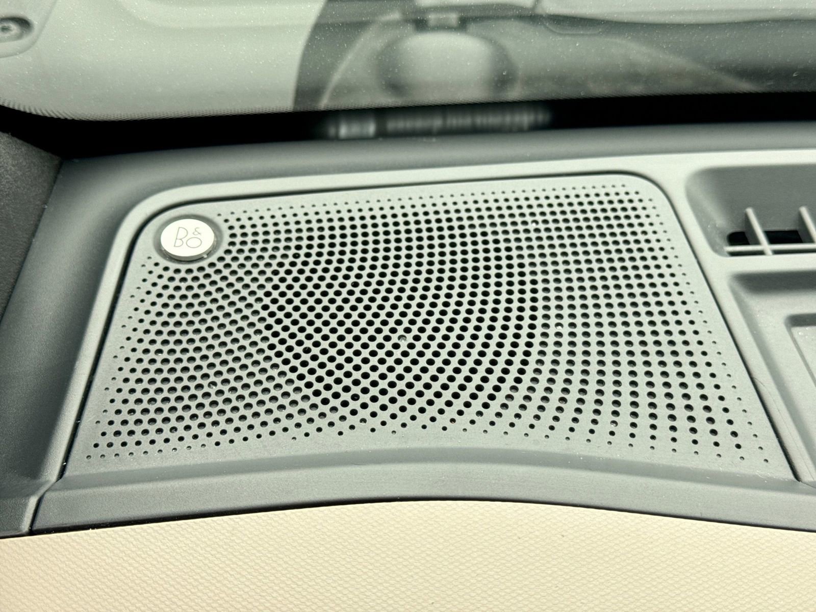 Certified 2022 Ford Bronco Wildtrak AWD/4WD image 36