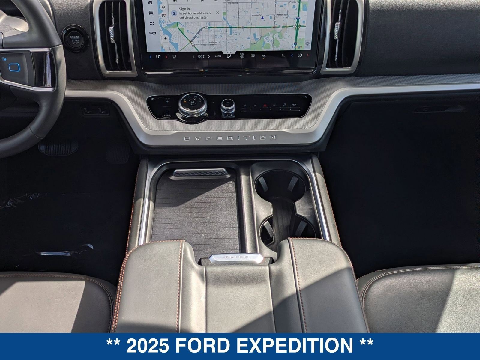 Certified 2025 Ford Expedition Active image 24