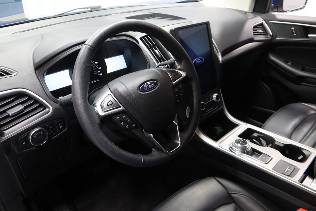 Certified 2024 Ford Edge SEL w/ Convenience Package AWD/4WD image 24