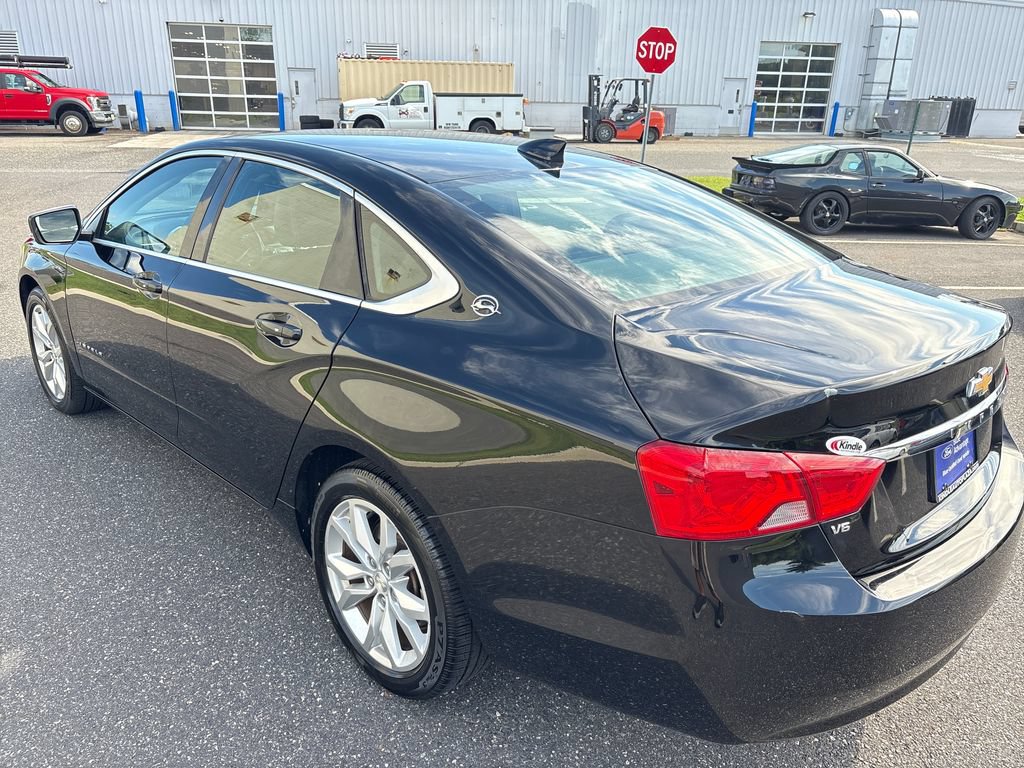 Used 2018 Chevrolet Impala LT w/ LT Leather Package FWD image 34