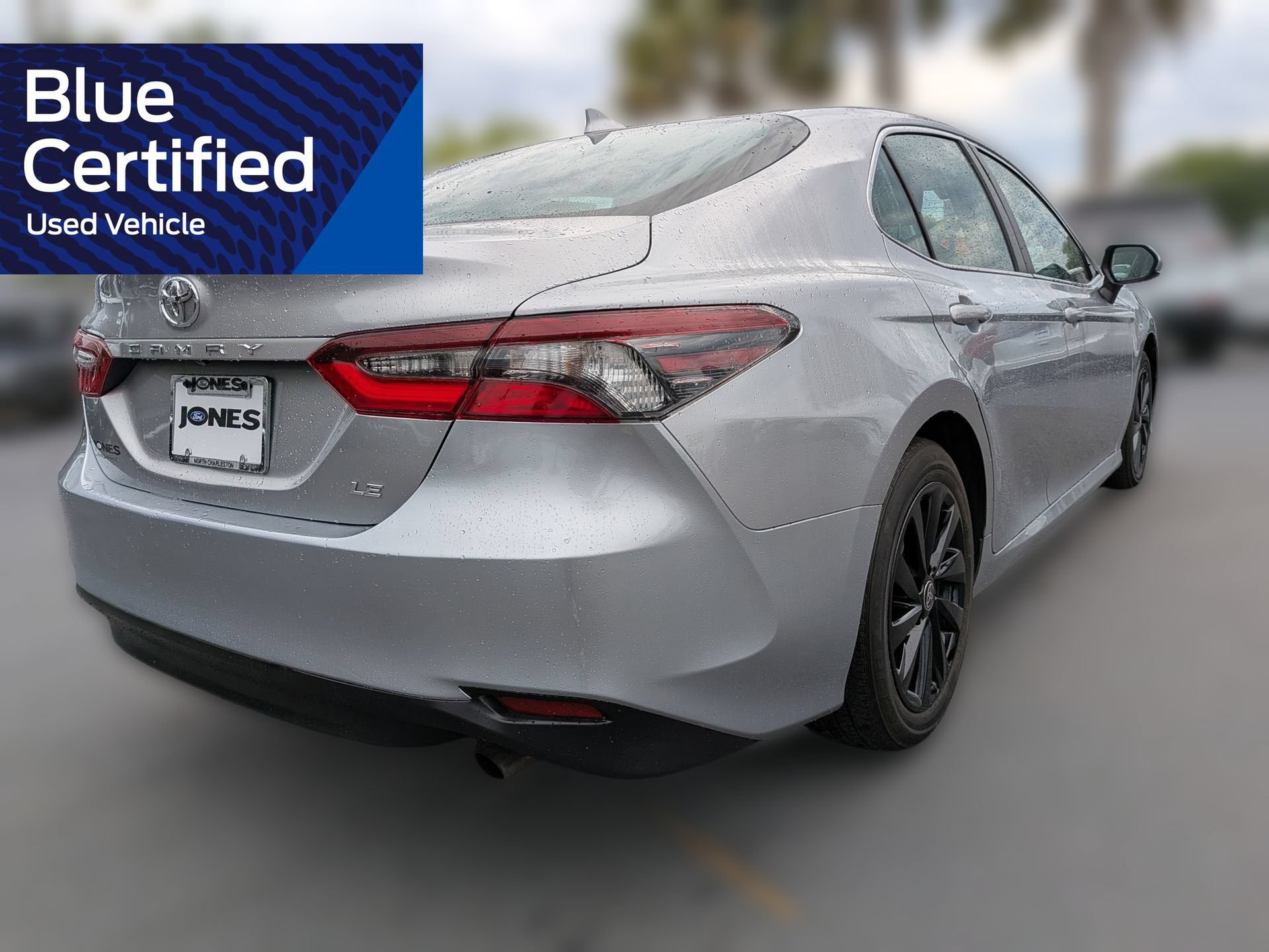 Used 2024 Toyota Camry LE FWD image 5