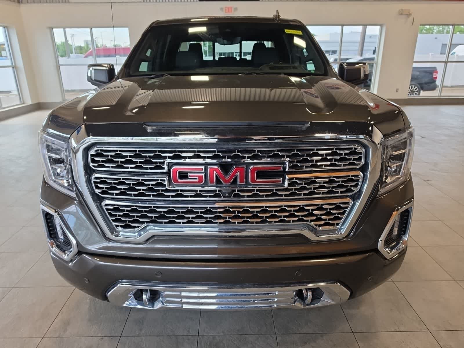 Used 2019 GMC Sierra 1500 Denali w/ Technology Package AWD/4WD image 3