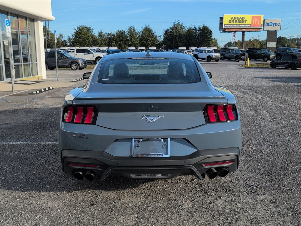 Certified 2024 Ford Mustang Premium image 7