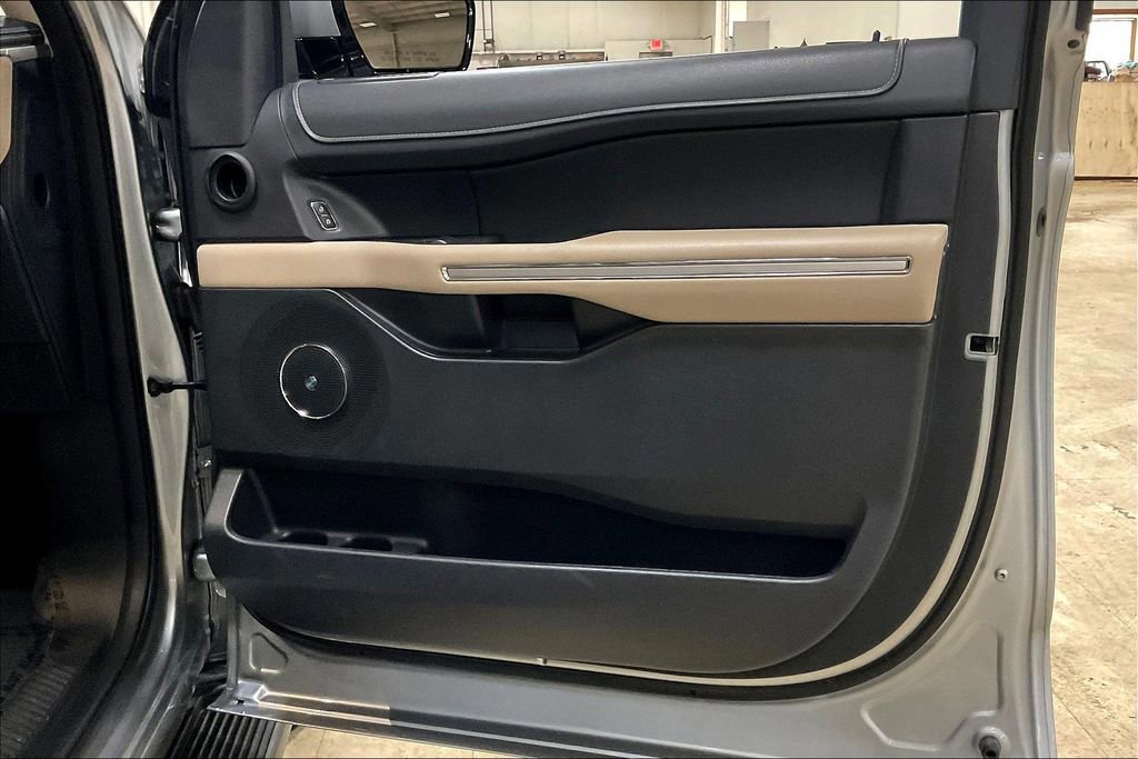 Certified 2024 Ford Expedition Max Limited image 23