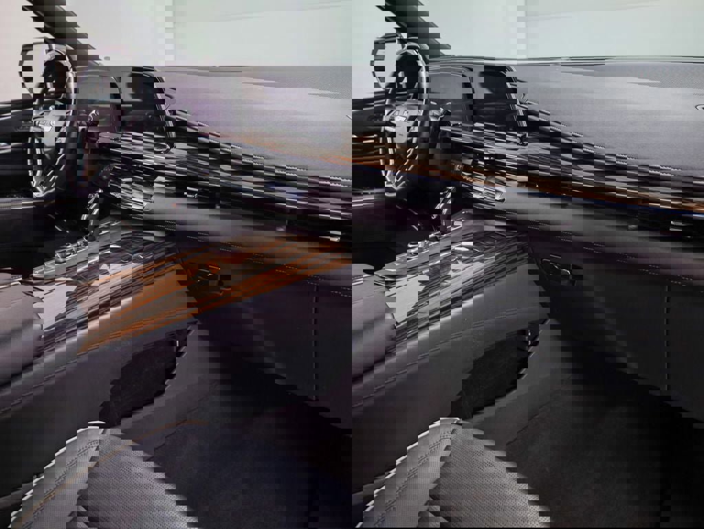 Used 2023 Cadillac Escalade Premium Luxury image 25