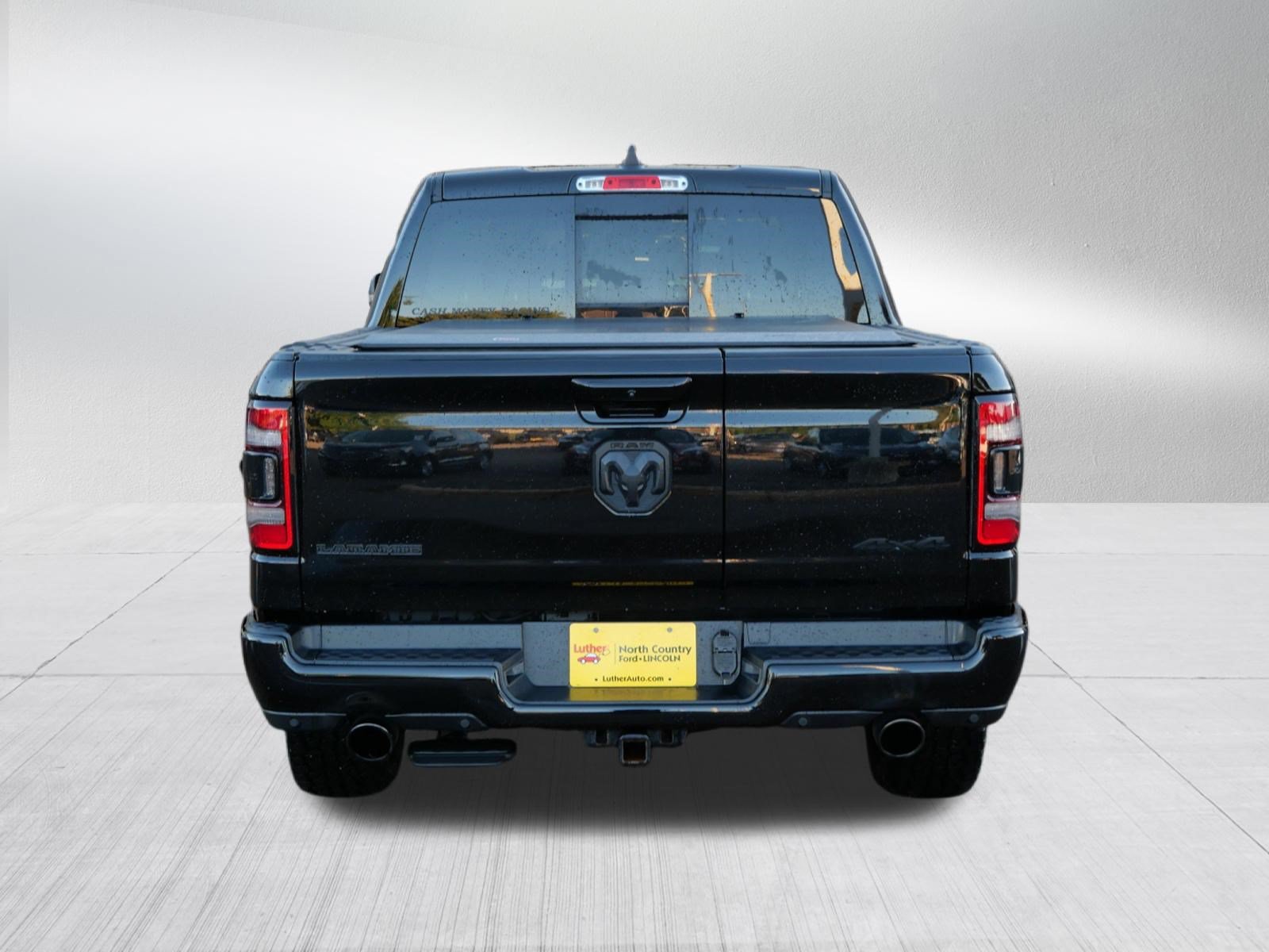 Used 2022 RAM 1500 Laramie AWD/4WD image 6