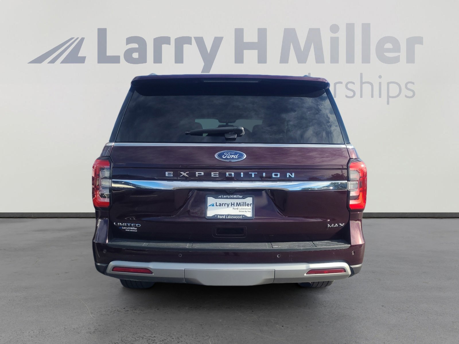 Certified 2024 Ford Expedition Max Limited w/ Excursion Package image 4