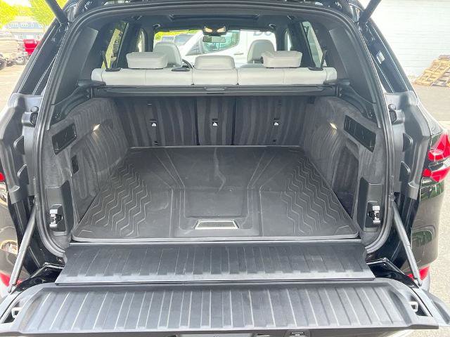 Used 2025 BMW X5 xDrive40i w/ Climate Comfort Package image 24