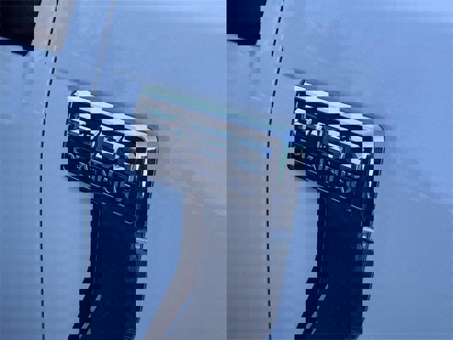 Certified 2023 Ford F150 Platinum w/ Equipment Group 701A High image 9