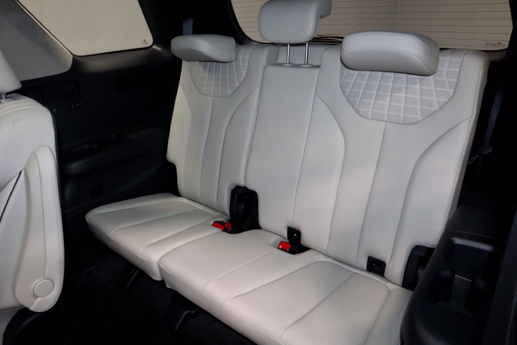 Used 2024 Hyundai Palisade Limited AWD/4WD image 24