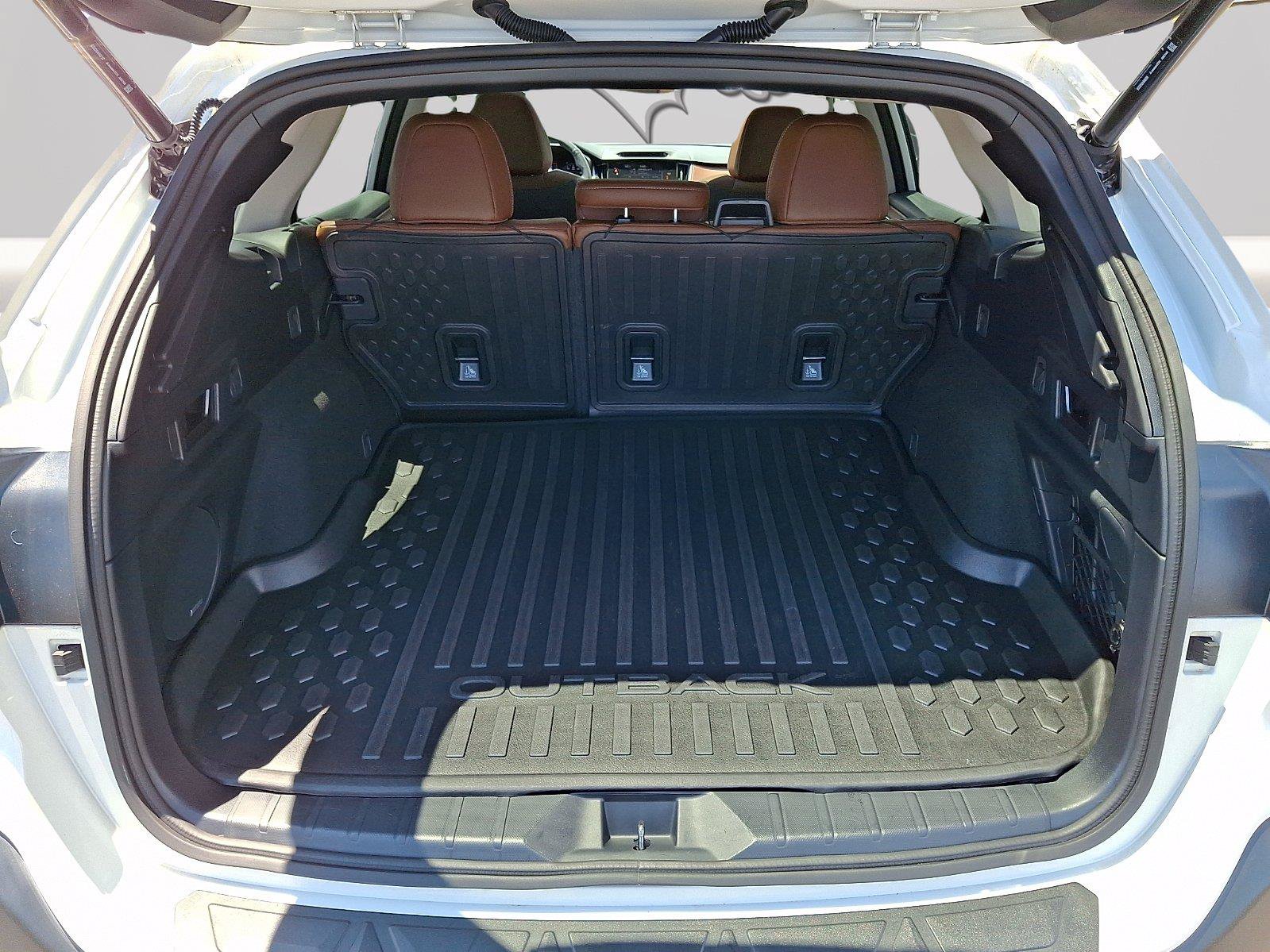 Used 2023 Subaru Outback Touring AWD/4WD image 26
