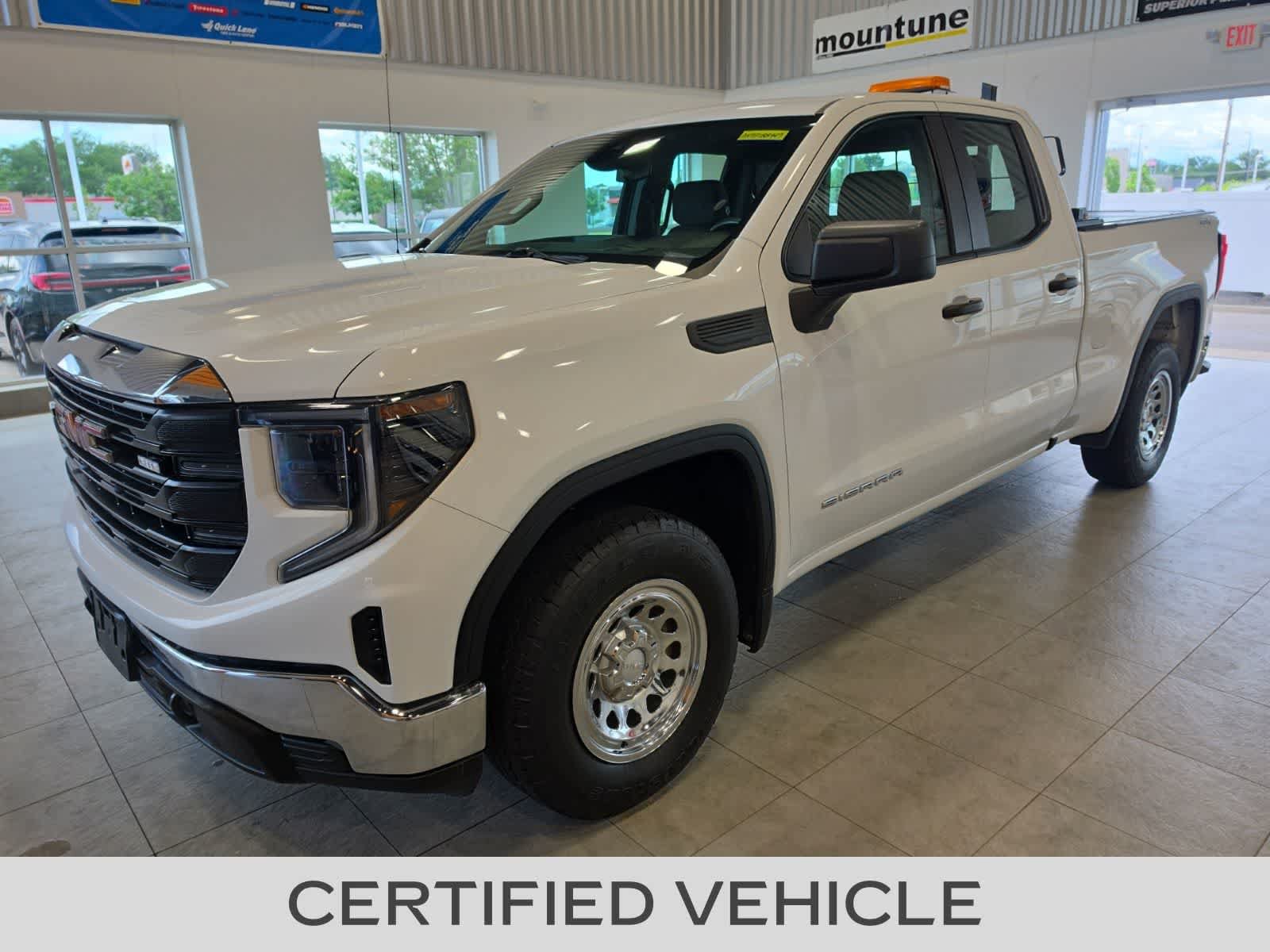 Used 2023 GMC Sierra 1500 Pro w/ Fleet Convenience Package AWD/4WD image 1