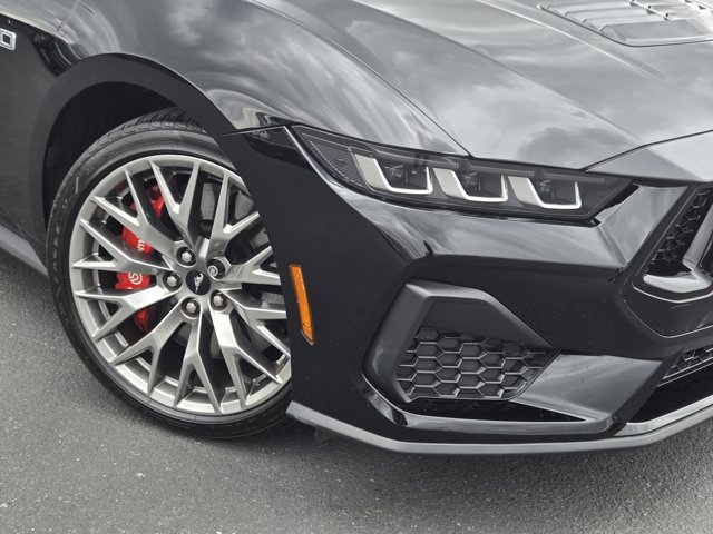 Certified 2025 Ford Mustang GT Premium RWD image 9