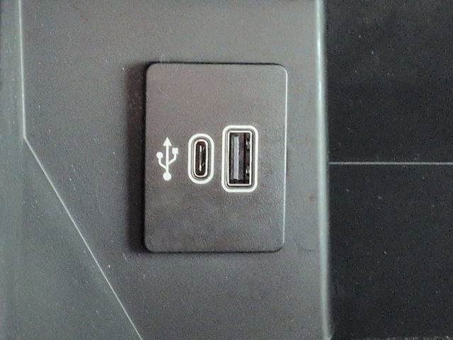 Certified 2025 Ford F150 Lariat w/ Equipment Group 501A Mid AWD/4WD image 23