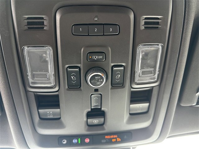 Used 2023 GMC Yukon Denali image 28