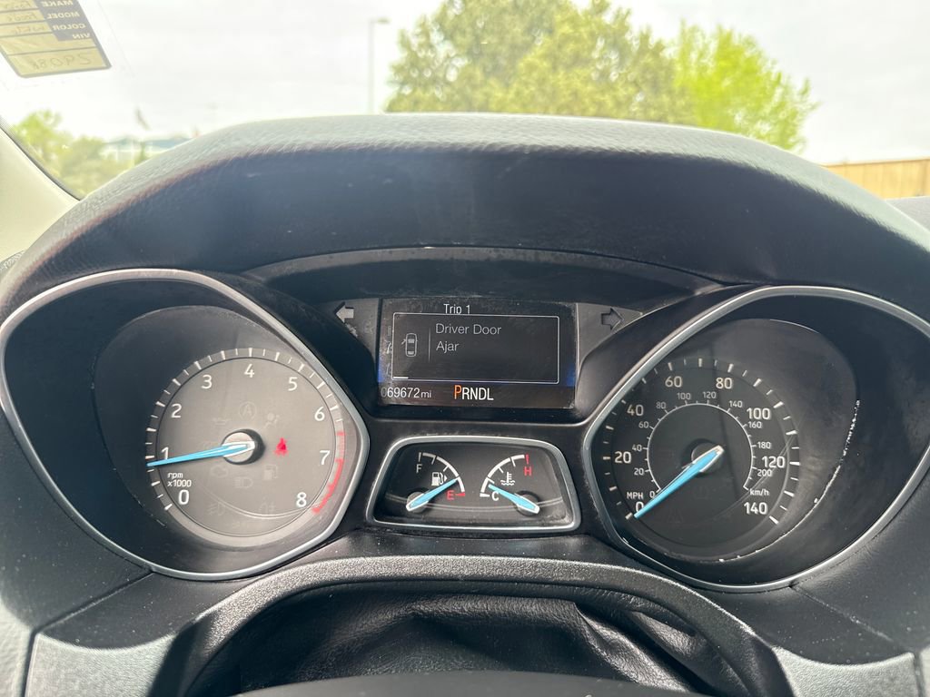 Certified 2018 Ford Focus S FWD image 16