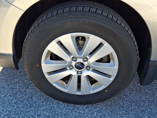 Used 2018 Subaru Outback 2.5i Premium AWD/4WD image 36
