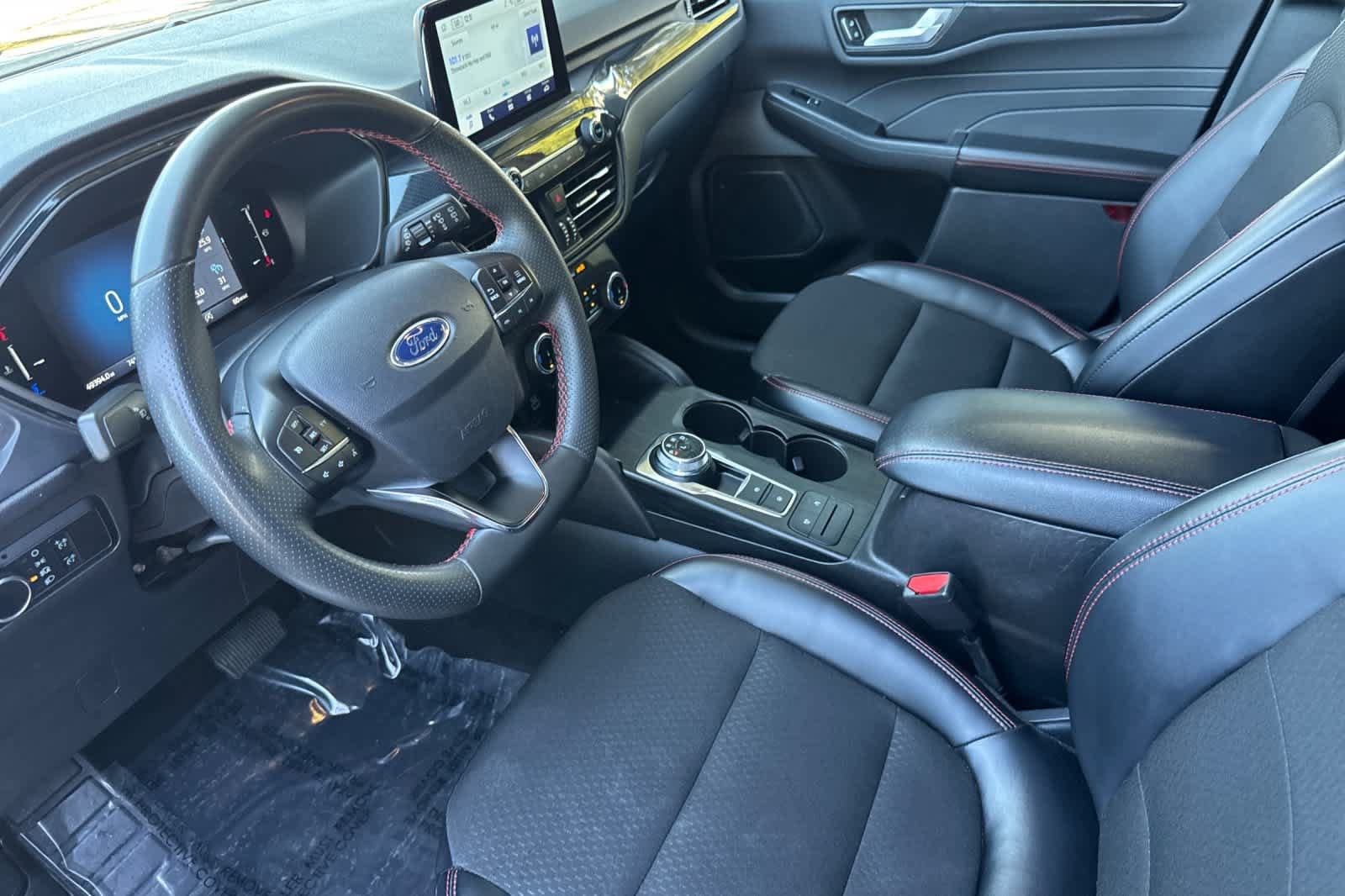 Certified 2025 Ford Escape ST-Line FWD image 11