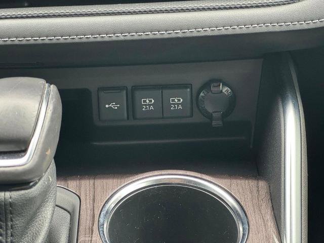 Used 2021 Toyota Highlander Platinum AWD/4WD image 18