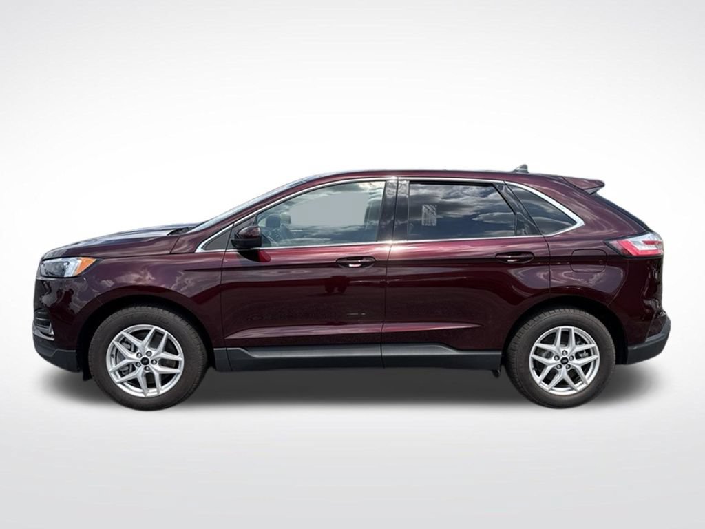 Certified 2023 Ford Edge SEL w/ Convenience Package AWD/4WD image 3