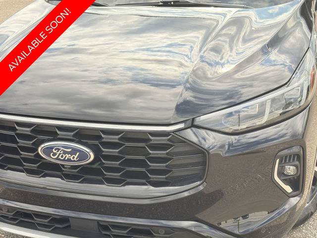 Certified 2023 Ford Escape ST-Line Elite w/ Premium Technology Package AWD/4WD image 11
