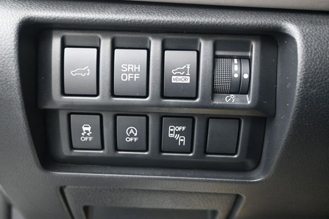 Used 2023 Subaru Forester Limited AWD/4WD image 8