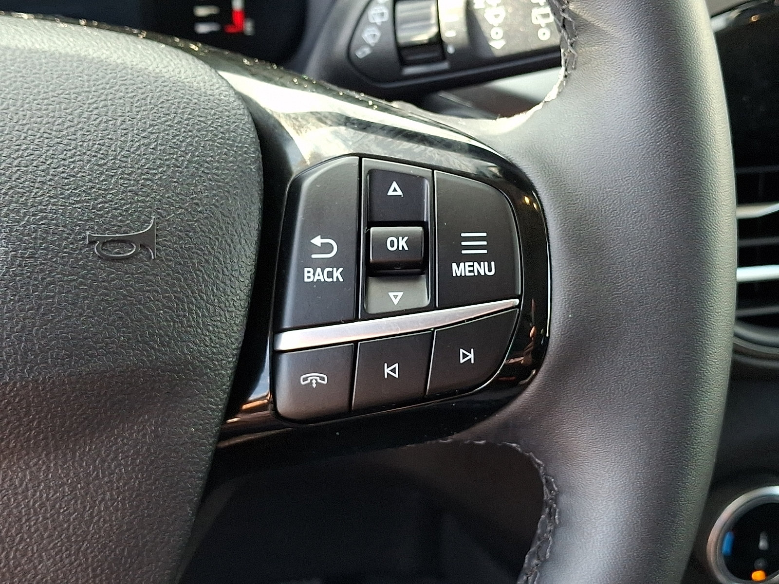 Certified 2023 Ford Escape Active AWD/4WD image 22