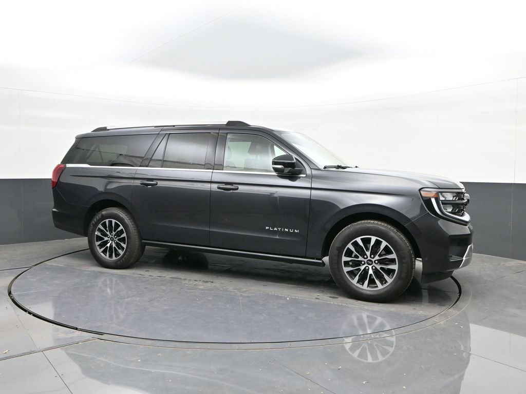 Certified 2025 Ford Expedition Max Platinum image 17