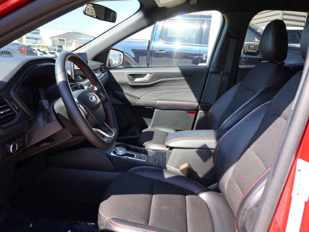 Certified 2026 Ford Escape ST-Line AWD/4WD image 22