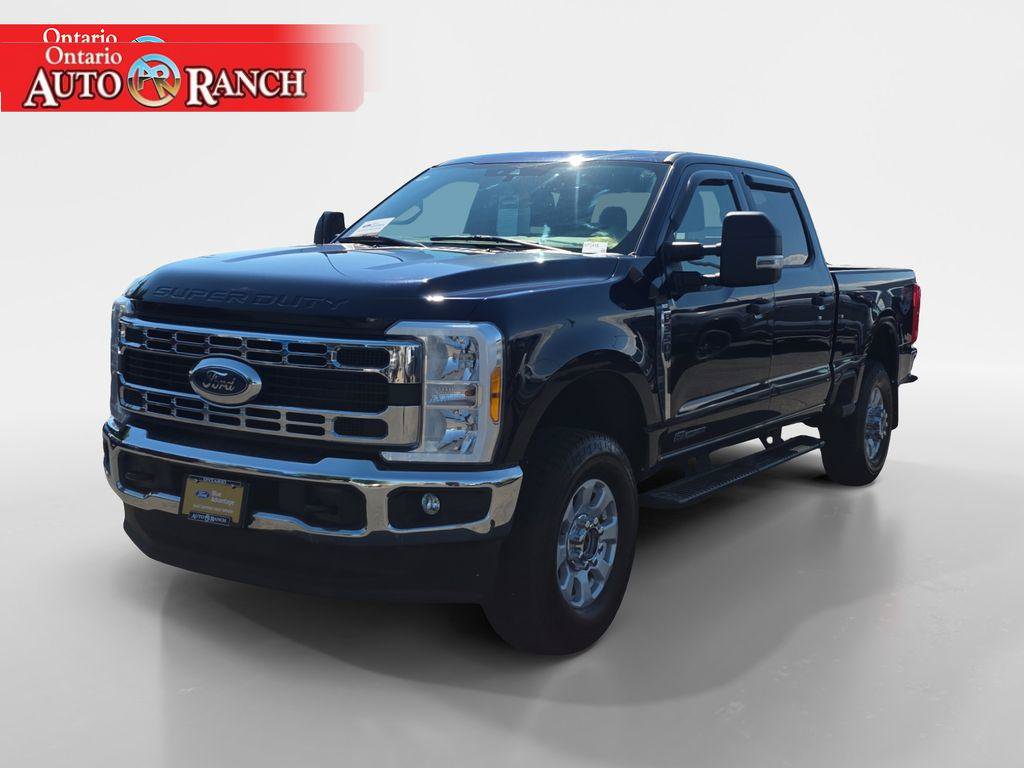 Certified 2023 Ford F350 XLT w/ FX4 Off-Road Package AWD/4WD image 7