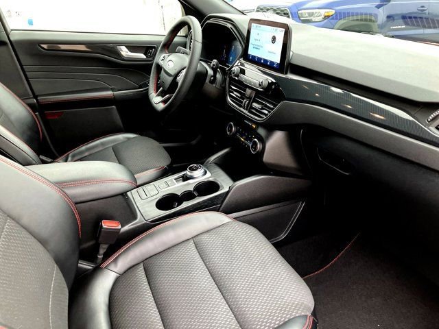 Certified 2023 Ford Escape ST-Line image 18