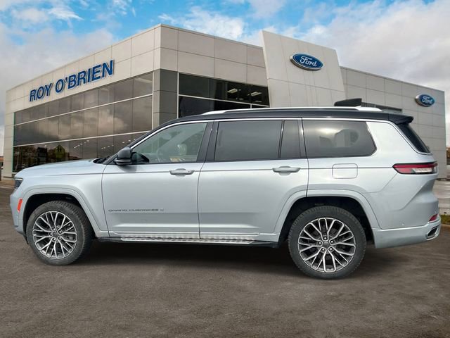 Used 2022 Jeep Grand Cherokee L Summit AWD/4WD image 4