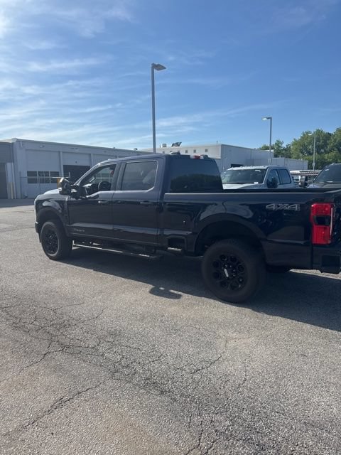Certified 2025 Ford F250 XLT w/ Black Appearance Package AWD/4WD image 7