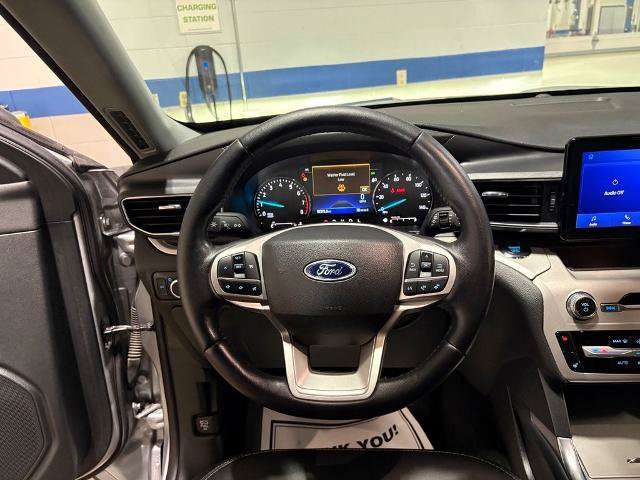 Certified 2023 Ford Explorer XLT w/ Equipment Group 202A AWD/4WD image 14