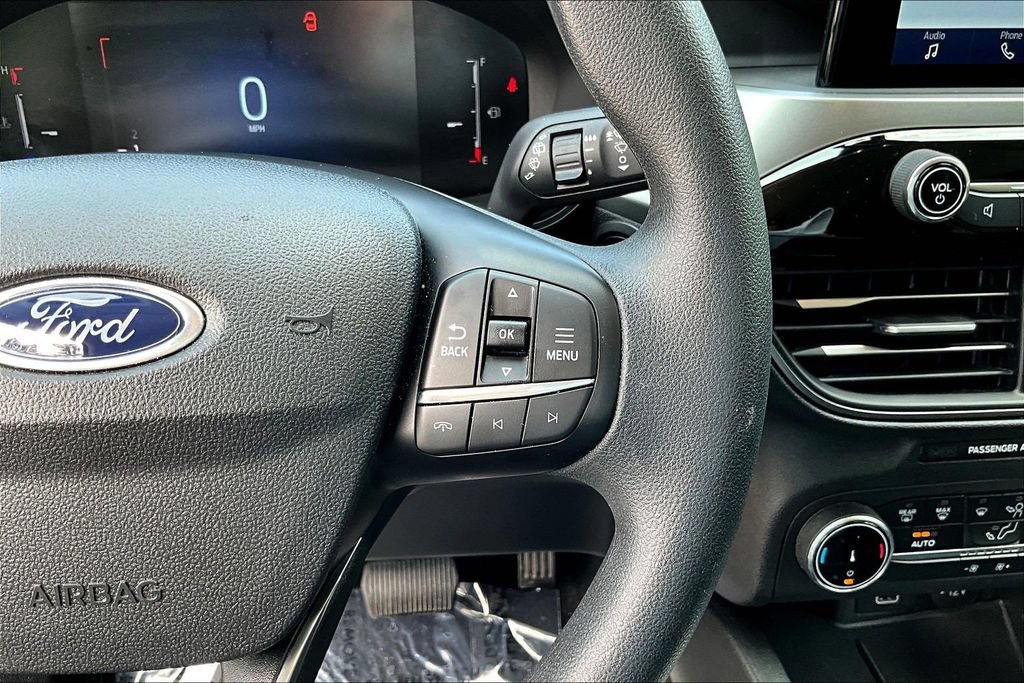 Certified 2025 Ford Escape Active FWD image 14