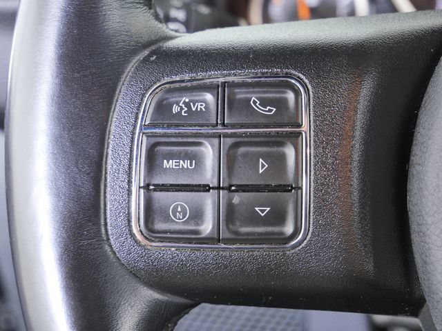 Used 2017 Jeep Wrangler Unlimited Sahara AWD/4WD image 27