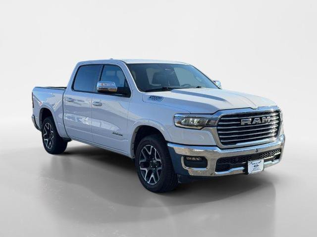 Used 2025 RAM 1500 Laramie AWD/4WD image 1
