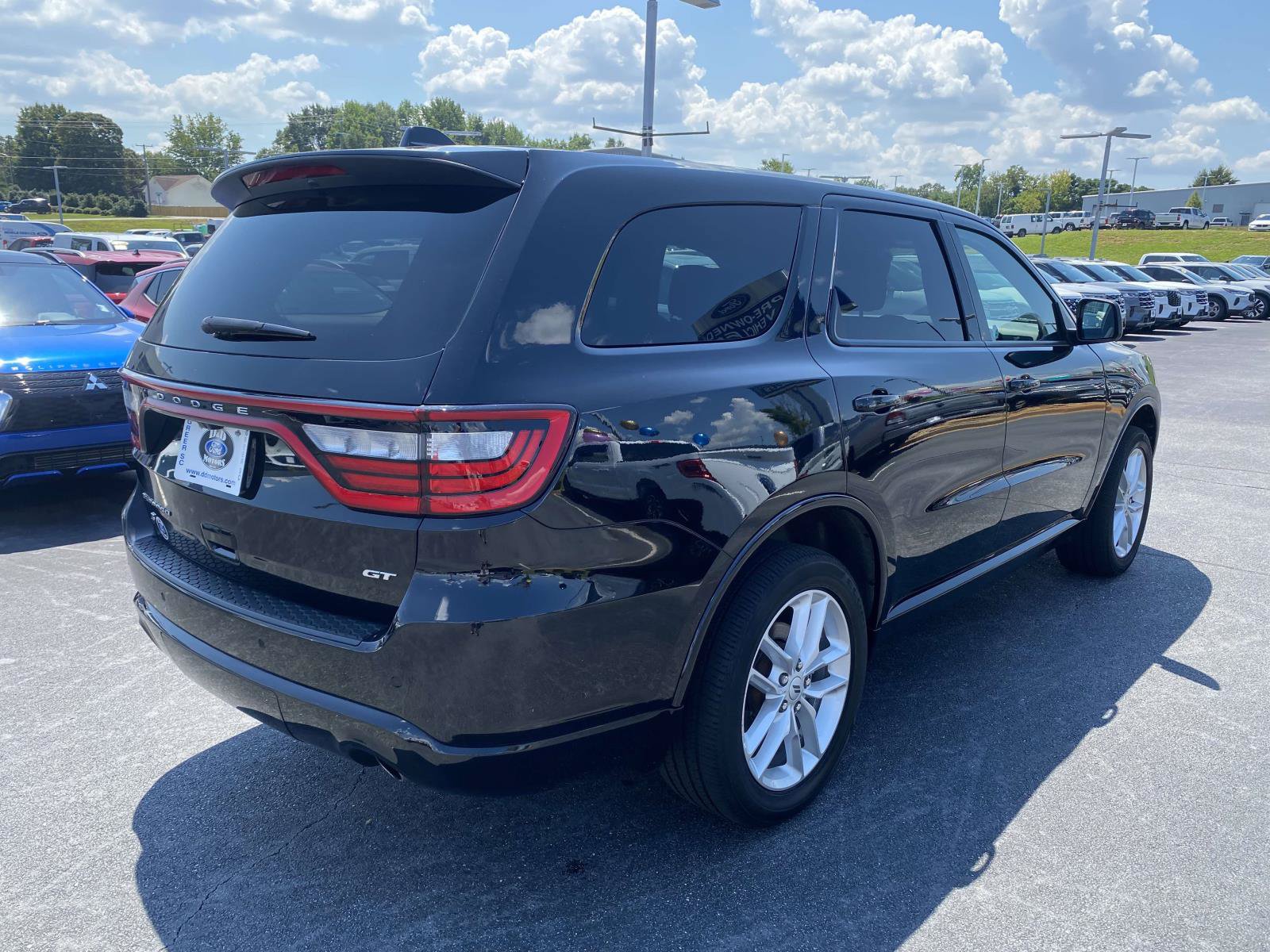 Used 2025 Dodge Durango GT AWD/4WD image 7