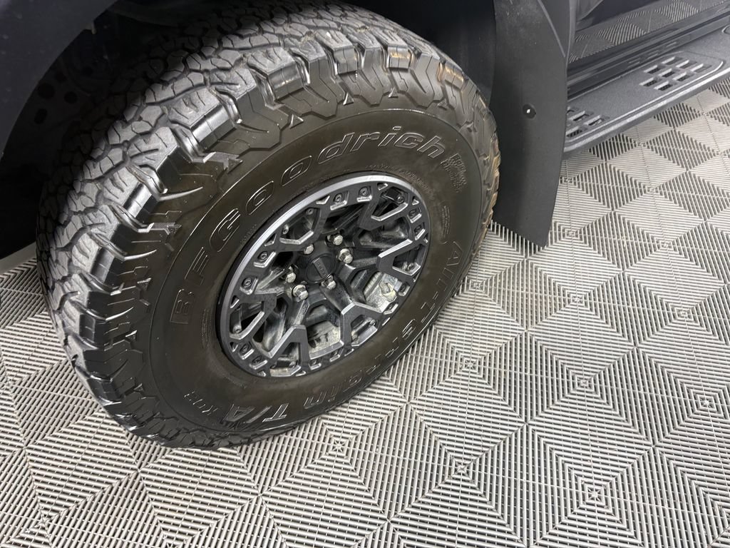 Certified 2024 Ford F150 Raptor w/ Equipment Group 803A Raptor R AWD/4WD image 9