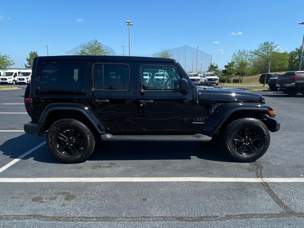 Used 2023 Jeep Wrangler Sahara AWD/4WD image 6